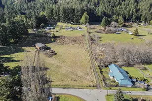 889 H Ave, Powers, OR 97466 - Photo 37