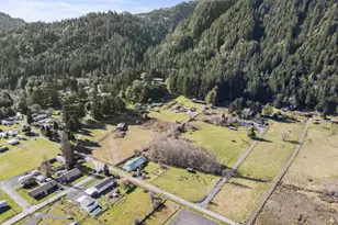 889 H Ave, Powers, OR 97466 - Photo 41