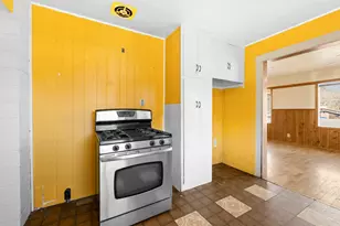 175 Rogue River Hwy, Gold Hill, OR 97525 - Photo 7