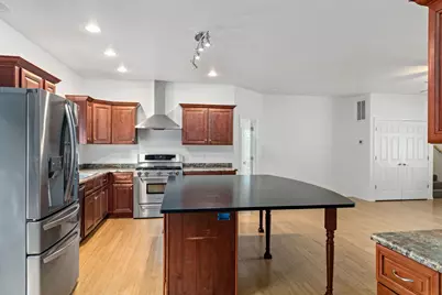 10523 Lower River Road, Grants Pass, OR 97526 - Photo 13