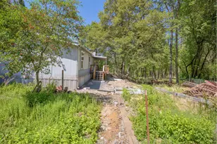 10517 Lower River Rd, Grants Pass, OR 97526 - Photo 9