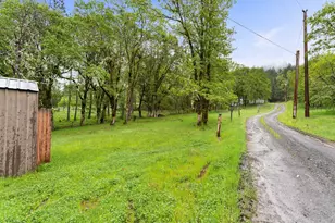 10517 Lower River Rd, Grants Pass, OR 97526 - Photo 7