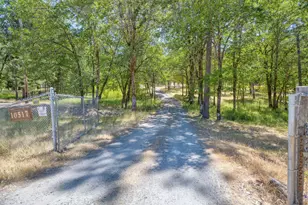 10517 Lower River Rd, Grants Pass, OR 97526 - Photo 13