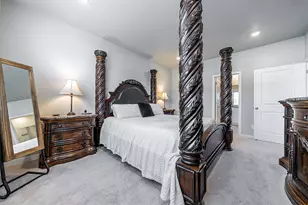 1928 Hannah Ln, Medford, OR 97504 - Photo 11