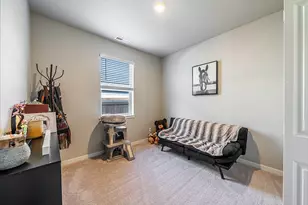 1928 Hannah Ln, Medford, OR 97504 - Photo 17