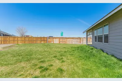 1641 NE 3rd Court, Redmond, OR 97756 - Photo 27