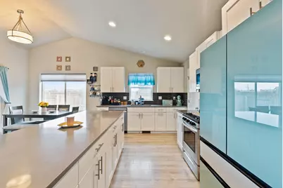 1641 NE 3rd Court, Redmond, OR 97756 - Photo 9