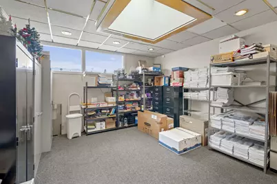 206 NE 7th Street, Grants Pass, OR 97526 - Photo 17