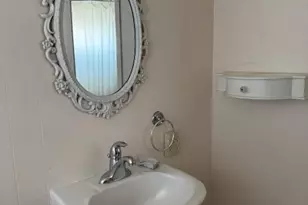 2252 Table Rock Rd, Medford, OR 97501 - Photo 7