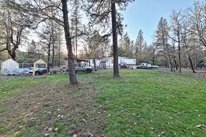 7310 W Evans Creek Road, Rogue River, OR 97537 - Photo 7