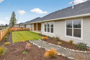 1317 River Run St, Central Point, OR 97502 - Photo 15