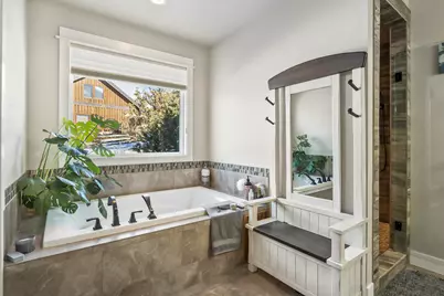 16368 SW Hat Rock Loop, Powell Butte, OR 97753 - Photo 37