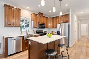 63742 Pavillion Pl, Bend, OR 97701 - Photo 7