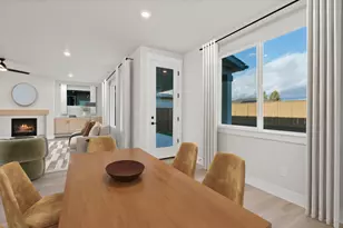 20874 SE Delta Dr, Bend, OR 97702 - Photo 5