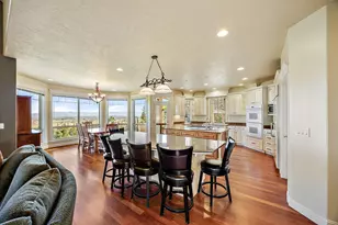 4459 Old Stage Rd, Central Point, OR 97502 - Photo 17