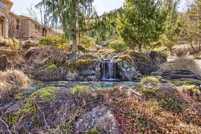 4459 Old Stage Road, Central Point, OR 97502 - Photo 9