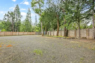 84 Meadow Ln, Shady Cove, OR 97539 - Photo 33
