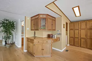 84 Meadow Ln, Shady Cove, OR 97539 - Photo 9