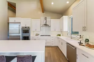 3354 NW Leavitt Ln, Bend, OR 97703 - Photo 13