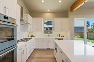 3354 NW Leavitt Ln, Bend, OR 97703 - Photo 15