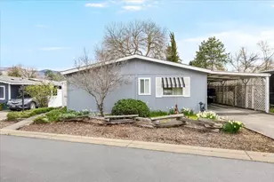 4624 S Pacific Hwy, Phoenix, OR 97535 - Photo 3