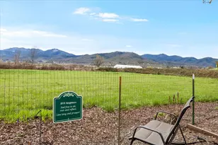 4624 S Pacific Hwy, Phoenix, OR 97535 - Photo 5