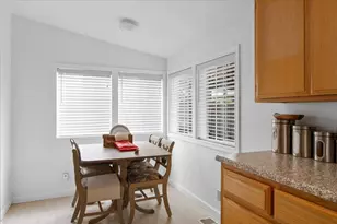 4624 S Pacific Hwy, Phoenix, OR 97535 - Photo 11