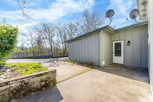 346 Melissa Ln, Grants Pass, OR 97526 - Photo 45