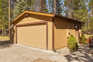 1764 Lariat, La Pine, OR 97739 - Photo 3