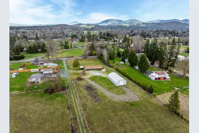 [Address not provided], Grants Pass, OR 97527 - Photo 33