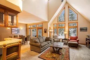 57037 Peppermill Cir, Sunriver, OR 97707 - Photo 11