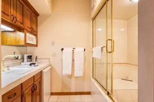 57037 Peppermill Cir, Sunriver, OR 97707 - Photo 7