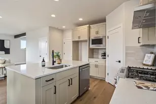 21408 SE Krakatoa Ct, Bend, OR 97702 - Photo 15