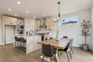 21408 SE Krakatoa Ct, Bend, OR 97702 - Photo 11