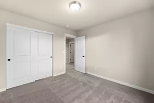 148 Valemont Dr, Eagle Point, OR 97524 - Photo 47