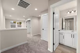 148 Valemont Dr, Eagle Point, OR 97524 - Photo 45