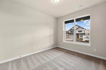 148 Valemont Drive #11, Eagle Point, OR 97524 - Photo 9