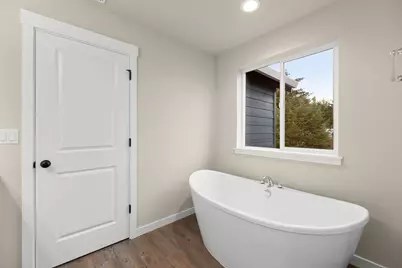 148 Valemont Drive #11, Eagle Point, OR 97524 - Photo 39