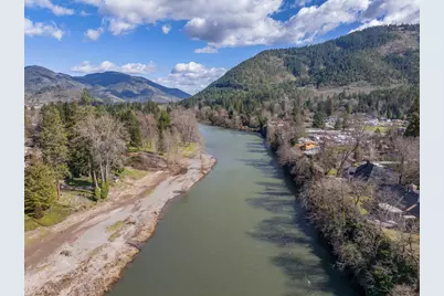 1455 SE Rogue Drive, Grants Pass, OR 97526 - Photo 19