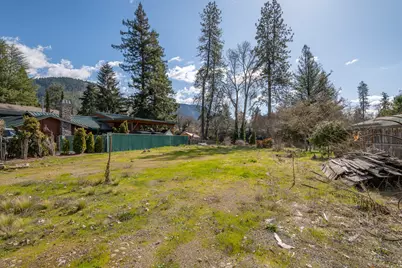 1455 SE Rogue Drive, Grants Pass, OR 97526 - Photo 25