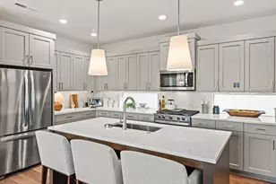 3962 NE Oakside Loop, Bend, OR 97701 - Photo 3