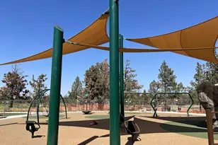 3962 NE Oakside Loop, Bend, OR 97701 - Photo 27