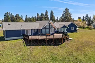 38038 Modoc Point Rd, Chiloquin, OR 97624 - Photo 1