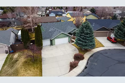 2120 NW 21st Court, Redmond, OR 97756 - Photo 1