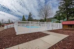 3955 S Stage Rd, Medford, OR 97501 - Photo 39