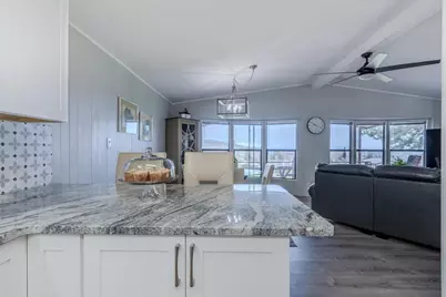 3955 S Stage Road #APT 80, Medford, OR 97501 - Photo 13