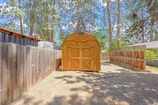 60903 Amethyst St, Bend, OR 97702 - Photo 9