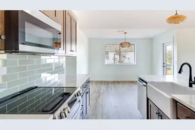 1106 Cascade Loop, Cave Junction, OR 97523 - Photo 9