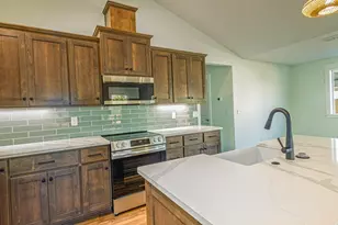 1106 Cascade Loop, Cave Junction, OR 97523 - Photo 3