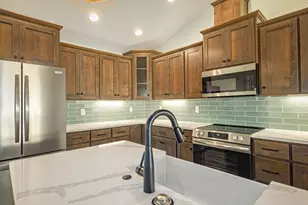 1106 Cascade Loop, Cave Junction, OR 97523 - Photo 5